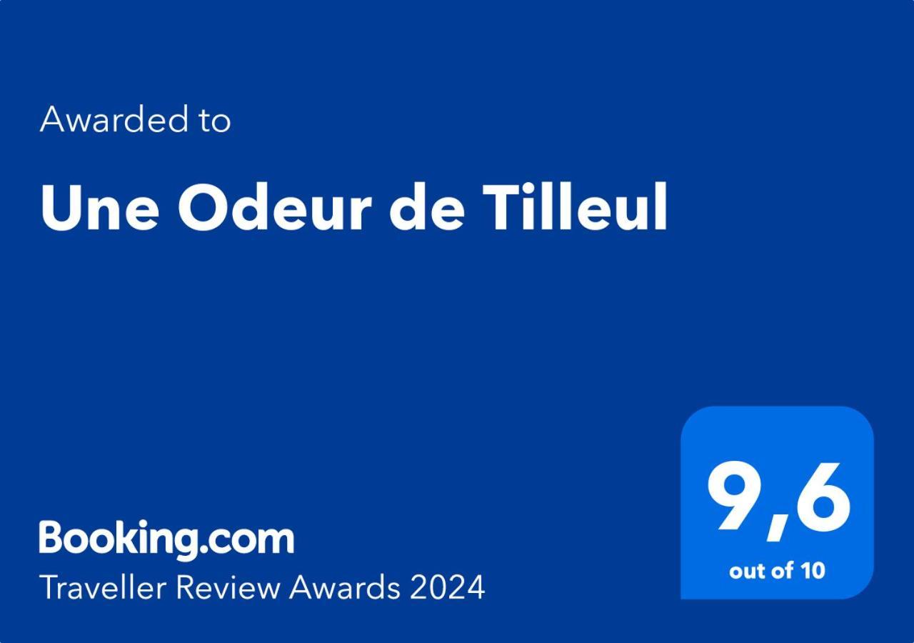 Une Odeur De Tilleul Montbrison Eksteriør bilde